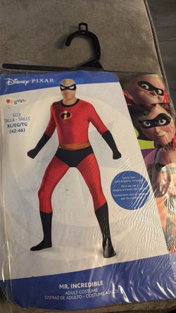 Mr. Incredible costume