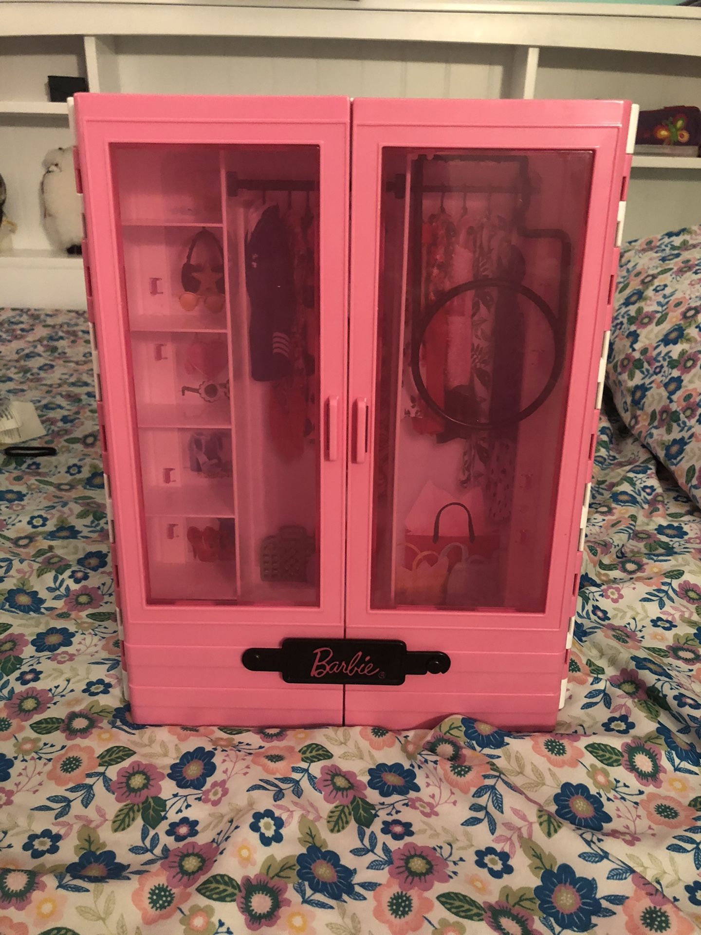 Barbie Fashionista Closet