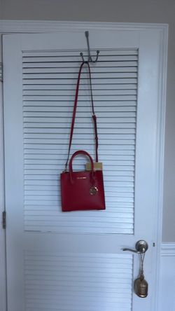Michael Kors Mercer Medium Messenger Bag – Bright Red – NEW with Tags
