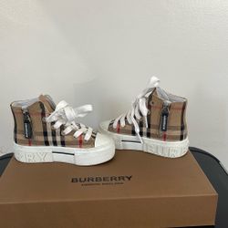 Burberry Kids Shoes Size 8C