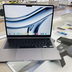 MacBook Air M3 8gb ram 256gb ssd