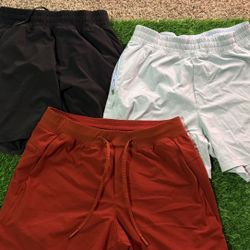 Lululemon 3 short Bundle