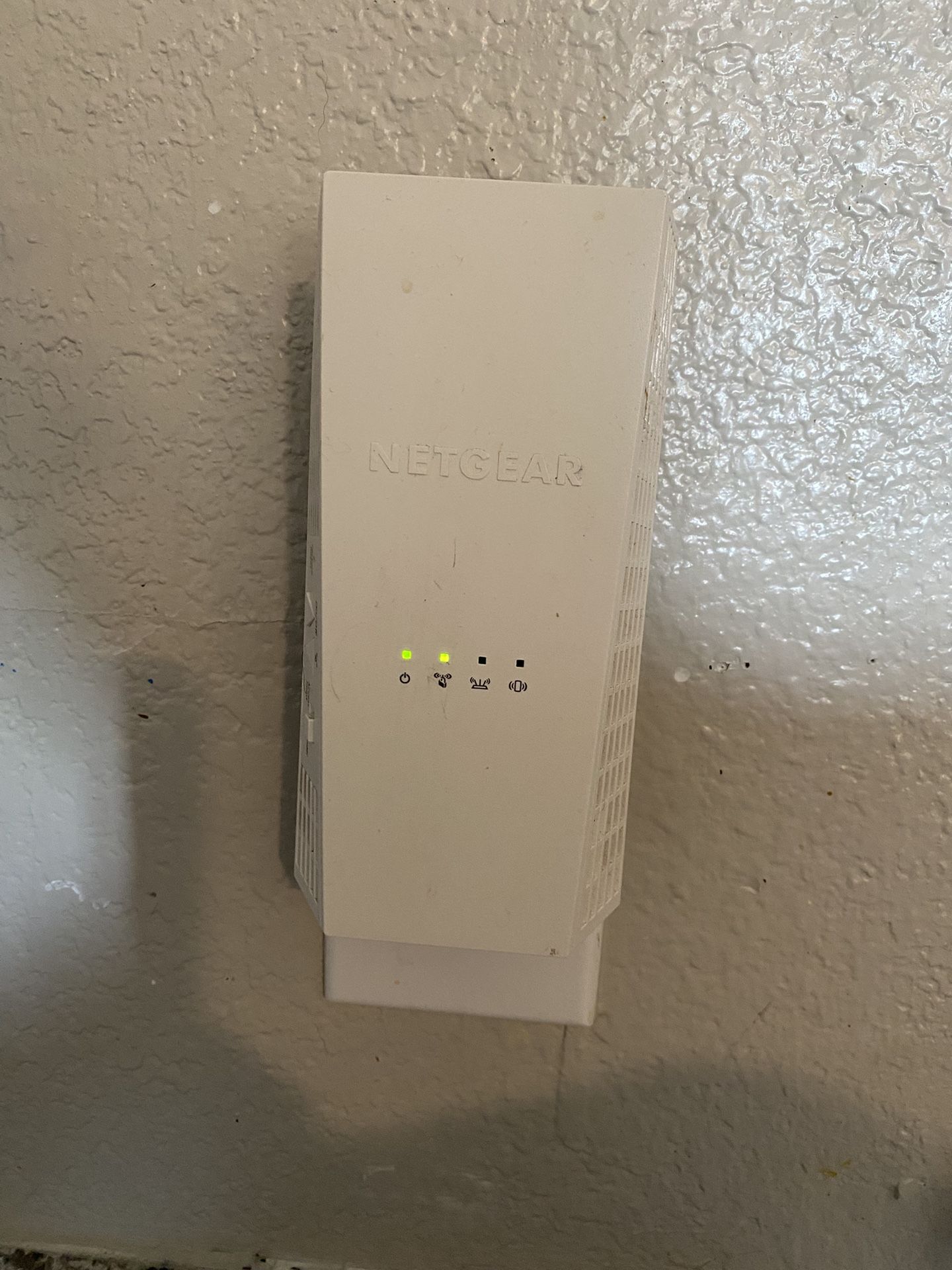 2 Netgear Routers