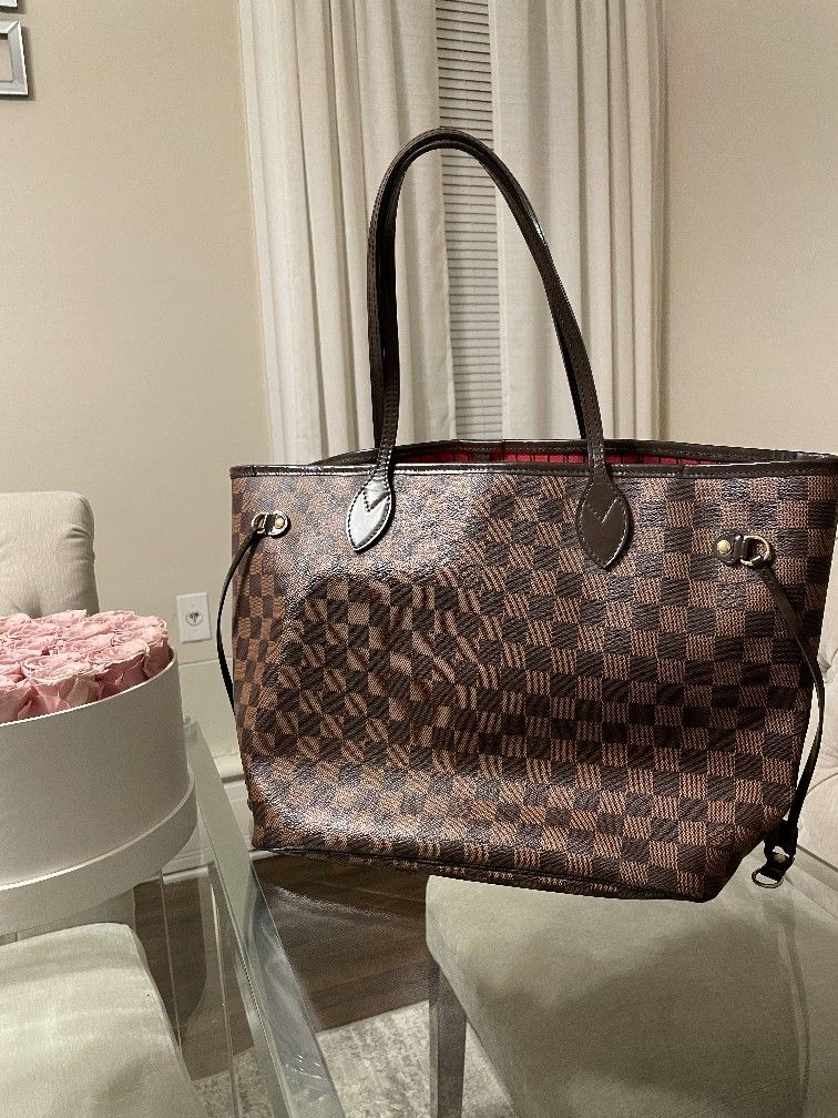 Louis Vuitton Bag In Mint Condition Real