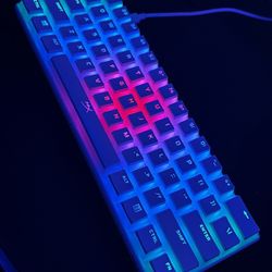 Royal Kludge w Hyper X Pudding Keycaps