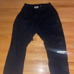 essential black sweatpants 