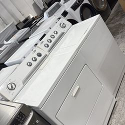 Whirlpool washer and dryer set
