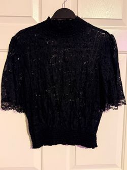 Black Floral Lace Mock Neck Flutter Sleeve Top – Size L