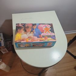 Vintage TupperToys Children’s Mini Party Play Set 1987 Tuppertoys