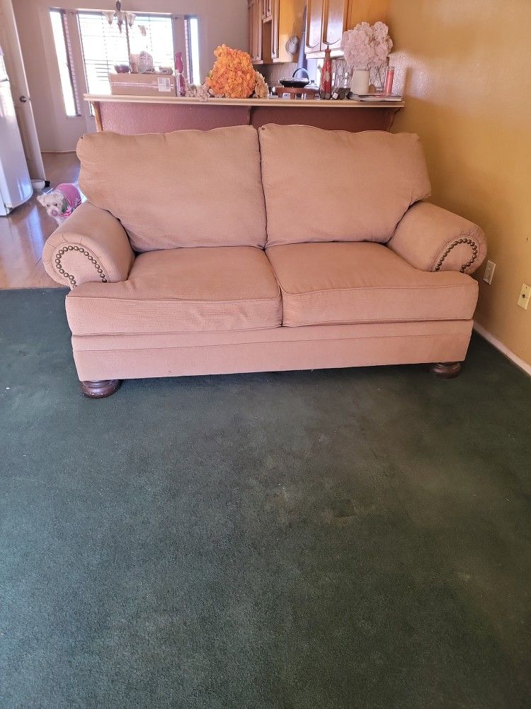 LoveSeat