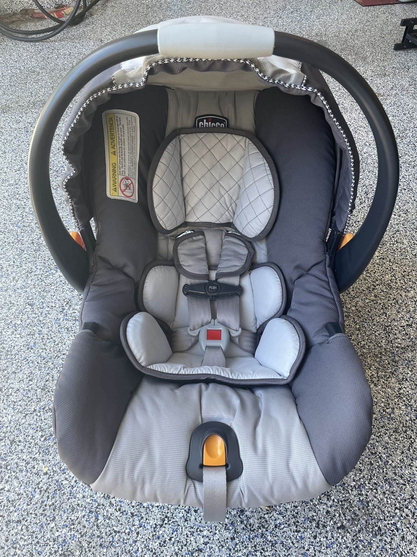 Chicco KeyFit 30 Car Seat + 2 Bases + KeyFit Stroller