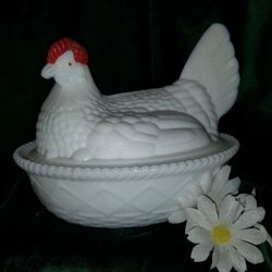  Hen on a nest Vintage Candy Dish 