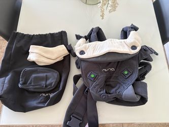 Nuna Baby Carrier with Storage Bag