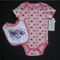 NWT Baby Gear Girls 3-6 Months Pink Butterfly Bodysuit w/ Matching Bib