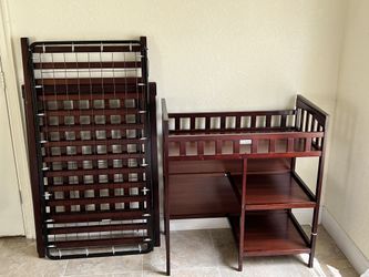Baby Crib And Changing Table 