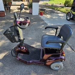 Active Care Pilot  3Wheel Mobility Scooter 