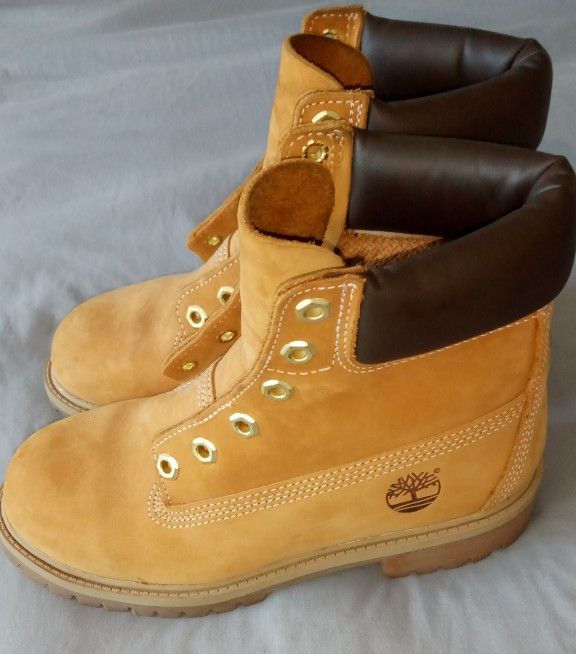 Authentic Timberlands Children Size 3.5