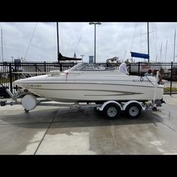 2004 Glastron GS 209