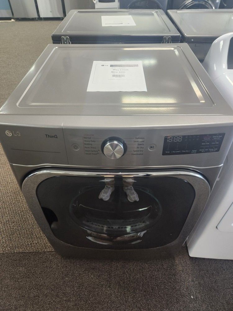 5.2 cu.ft. Mega Capacity Smart Wi-fi Enabled Front Load Washer with Turbo Wash and Built-in Intelligence