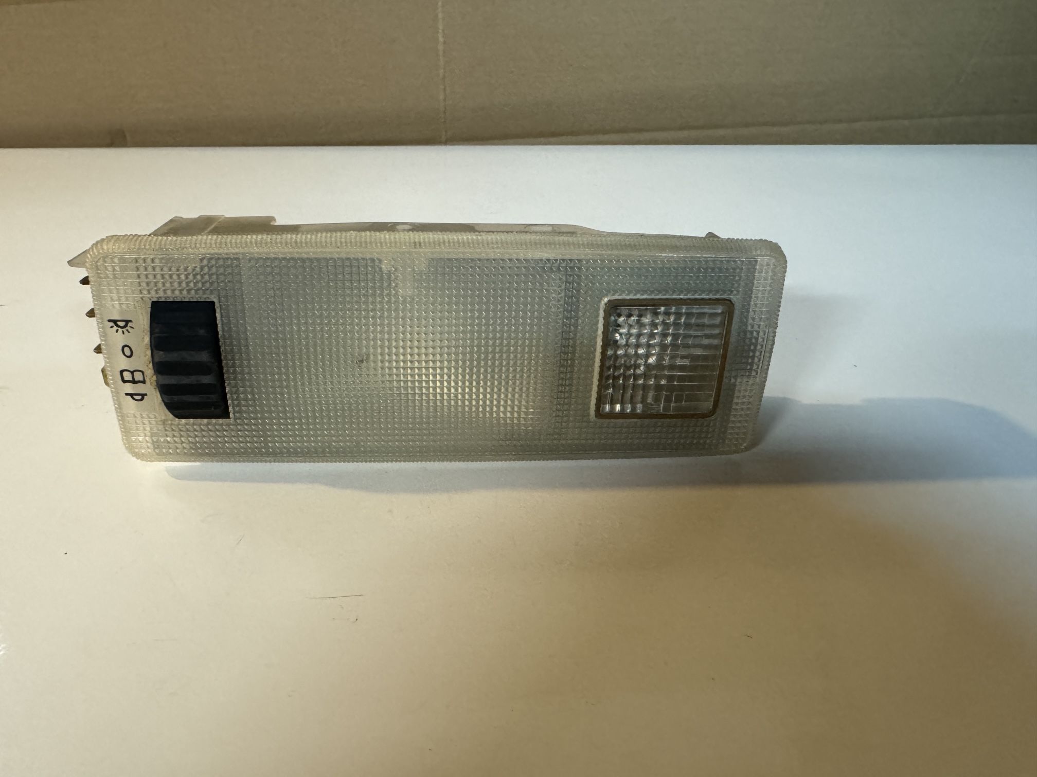 Mercedes W126 Front Interior Courtesy Light w Map Light