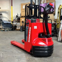 2014 Raymond Electric Pallet Jack 