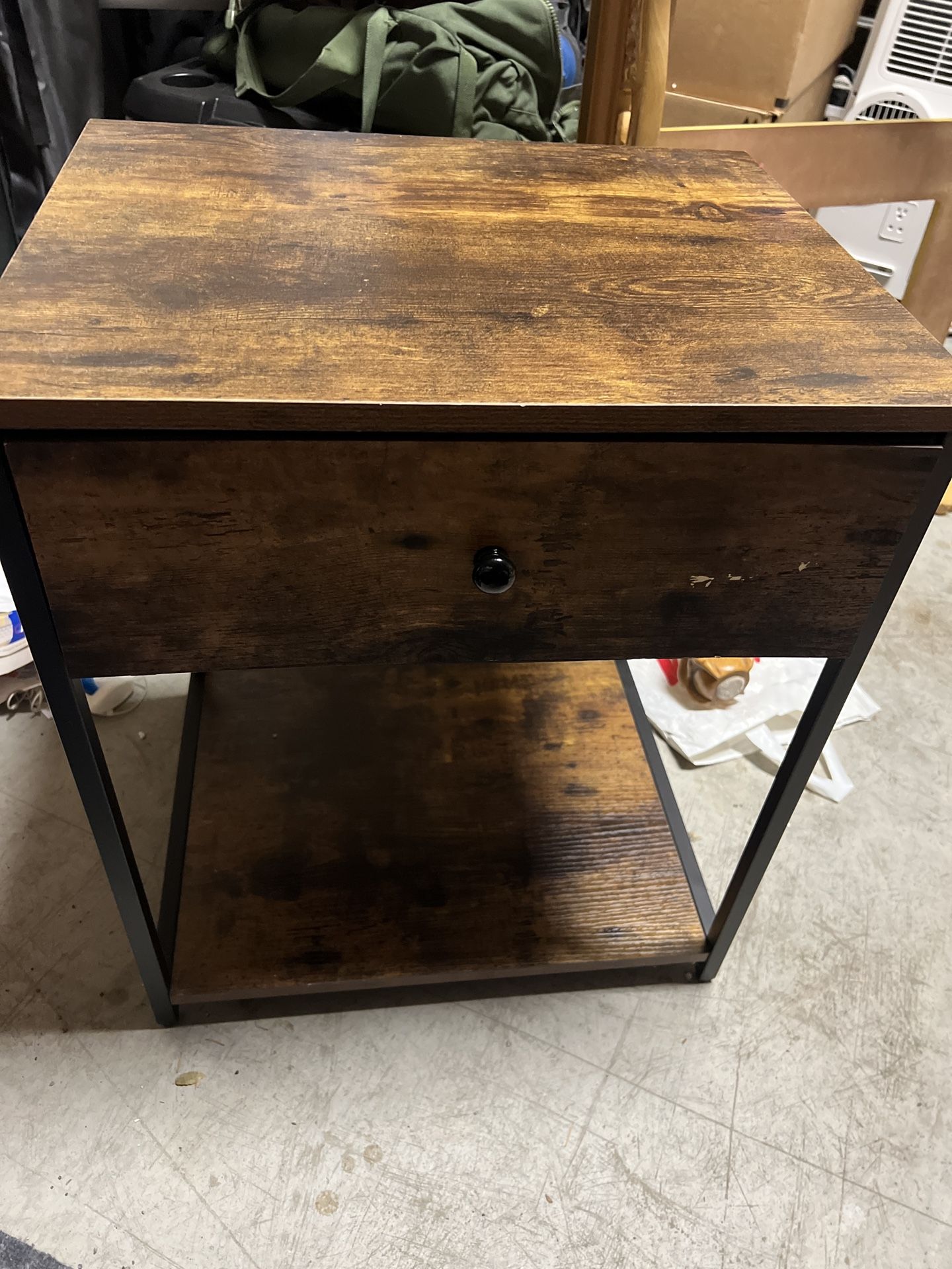 Night stand/side table for $5