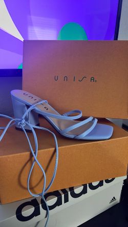 Heels Size 7 1/2