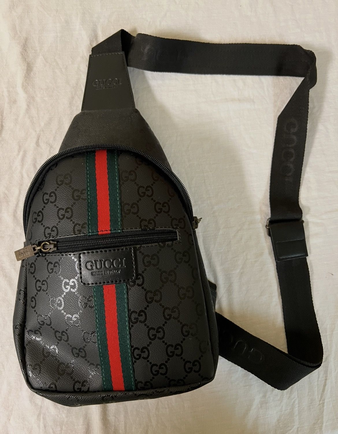 Gucci crossbody sling bag