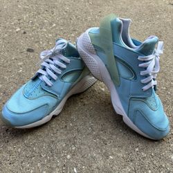 Nike Air Huarache “University Blue”