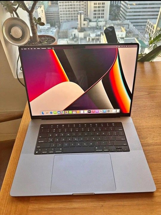 2023 MacBook Pro M2 Pro 16 1tb