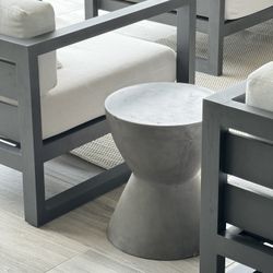 Concrete side Table 