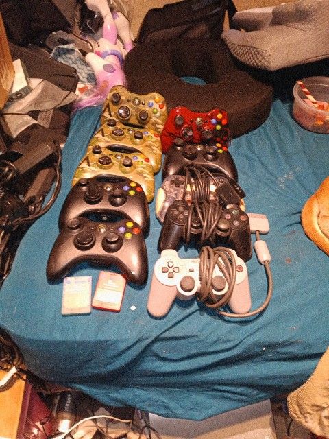 Xbox And PlayStation Controllers
