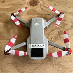 *TRADE OR DJI MINI 1 & DJI MINI (6) BATTERIES AND (2) 3) BATTERY CHARGING STATIONS And Guards, $200 In Propellers, Only Need Remote! No Time To Play! 