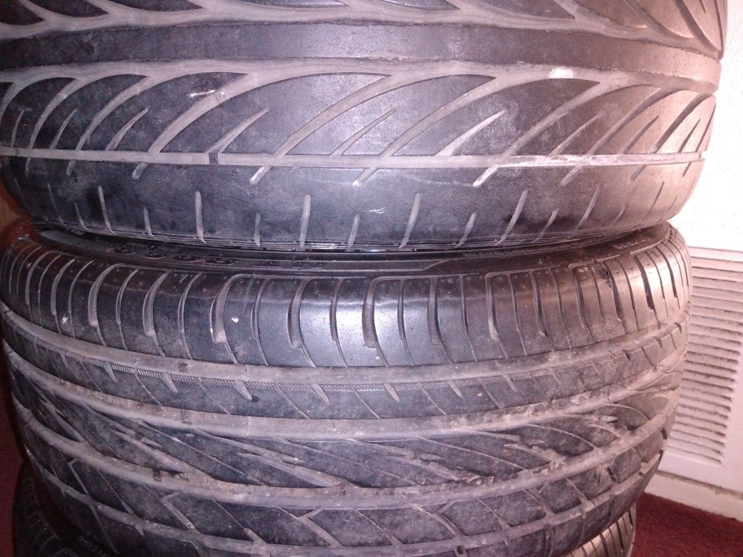 AVE UNIVERSAL RIMES NEW TIRES 18s