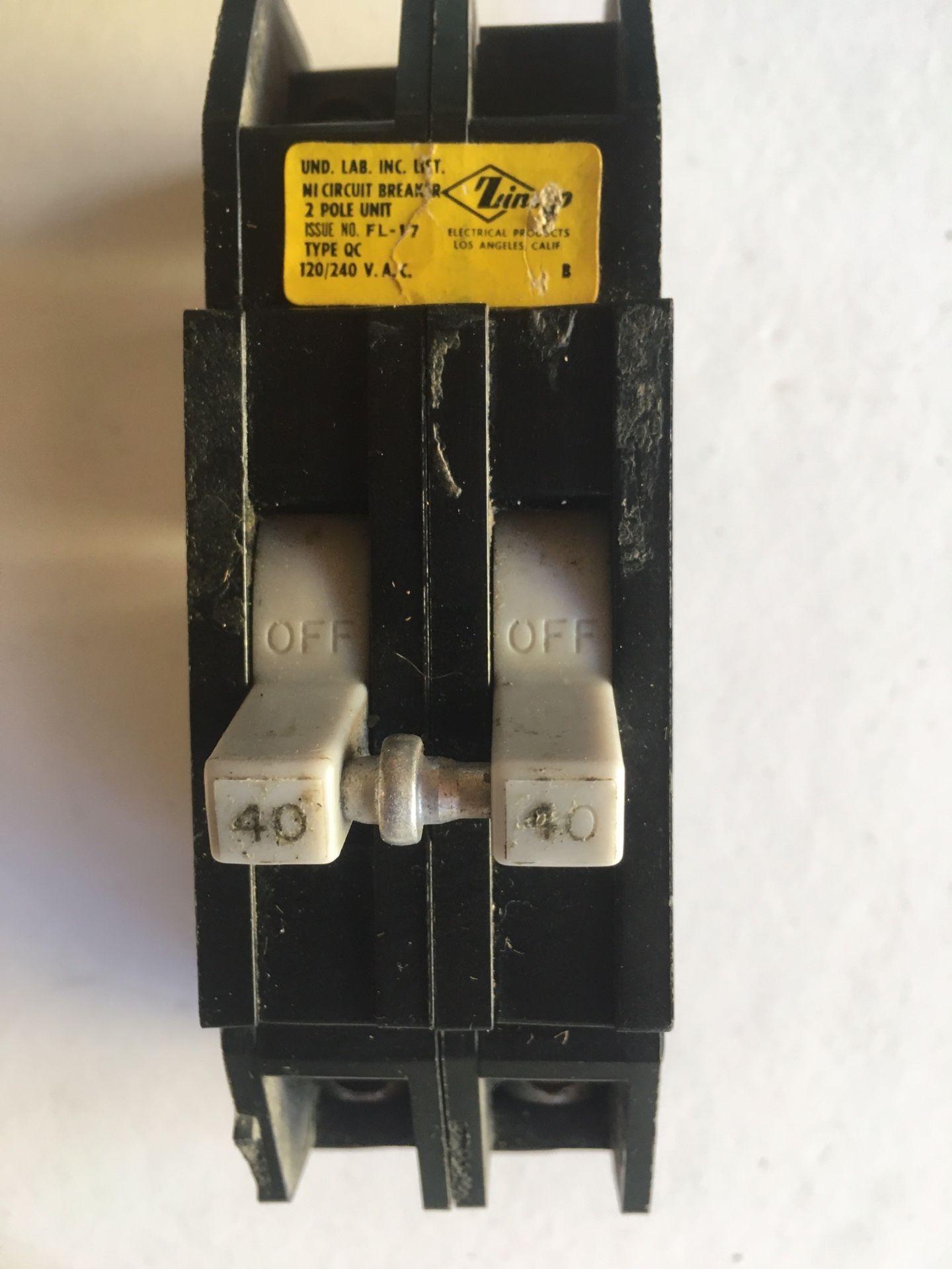 Zinsco breaker double pole 40 amps Type QC