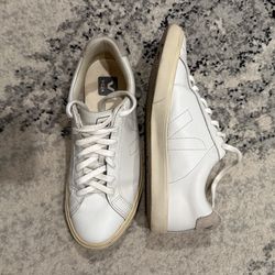Veja Esplar Sneakers Size 7W