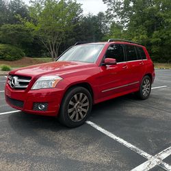 2011 Mercedes-Benz GLK350