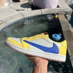 Jordan 1 Retro “Travis Scott Canary” Size 13W/11.5M