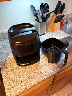 2.6 Quart Air fryer