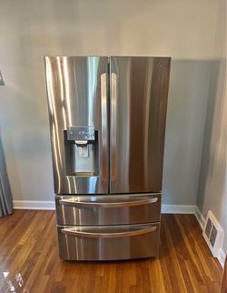 Like NEW LG Fridge