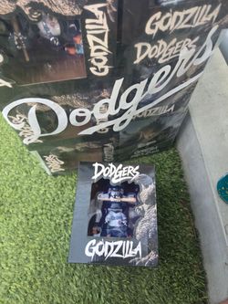 TRADE Godzilla bobblehead x Dodgers