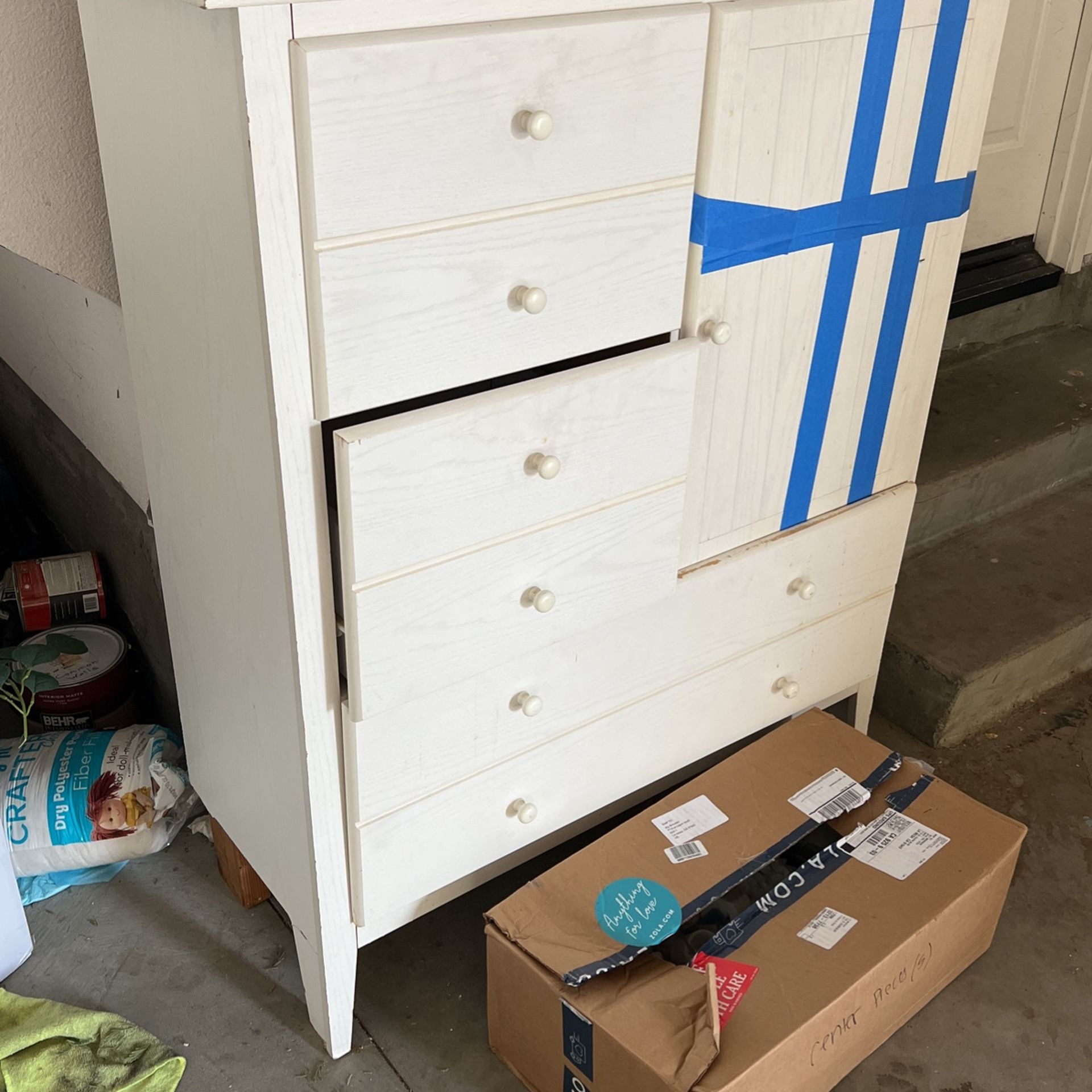 Dresser