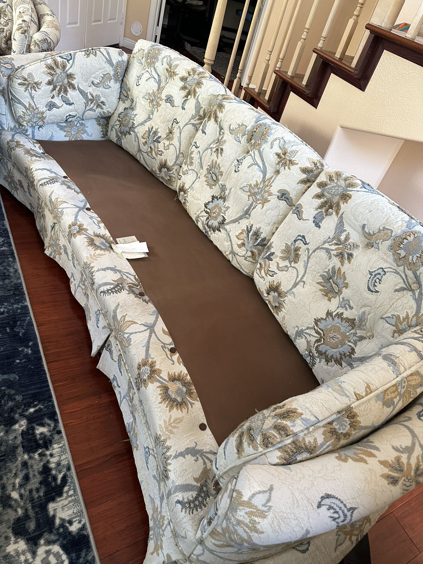 Vintage Luxury Couch 