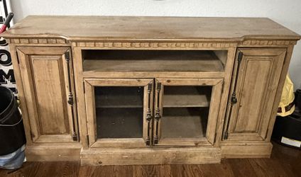 Credenza