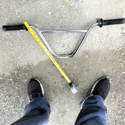 USED DYNO BARS BIG ONES HABLO ESPAÑOL TANBIEN  THERE ARE A LITTLE CRUCKET BUT CAN BE FIXIED 