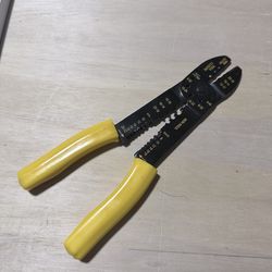 Preowned ideal wire stripper/crimper