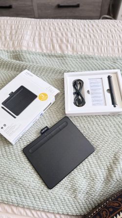 🎨 Wacom Intuos with Bluetooth – open Box new