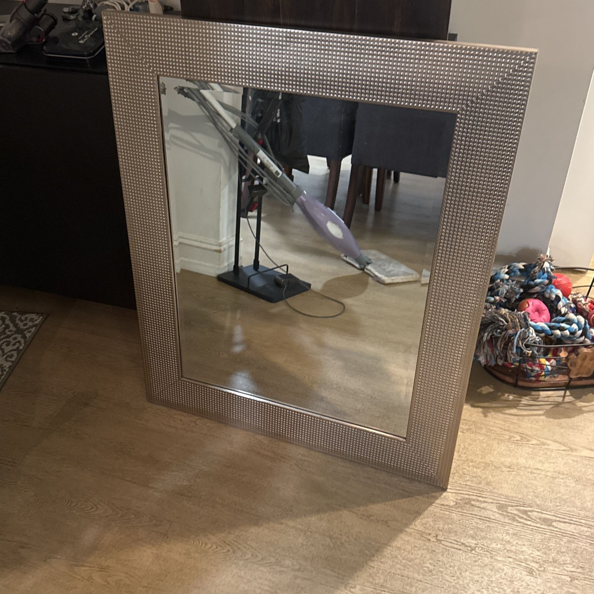 Mirror 