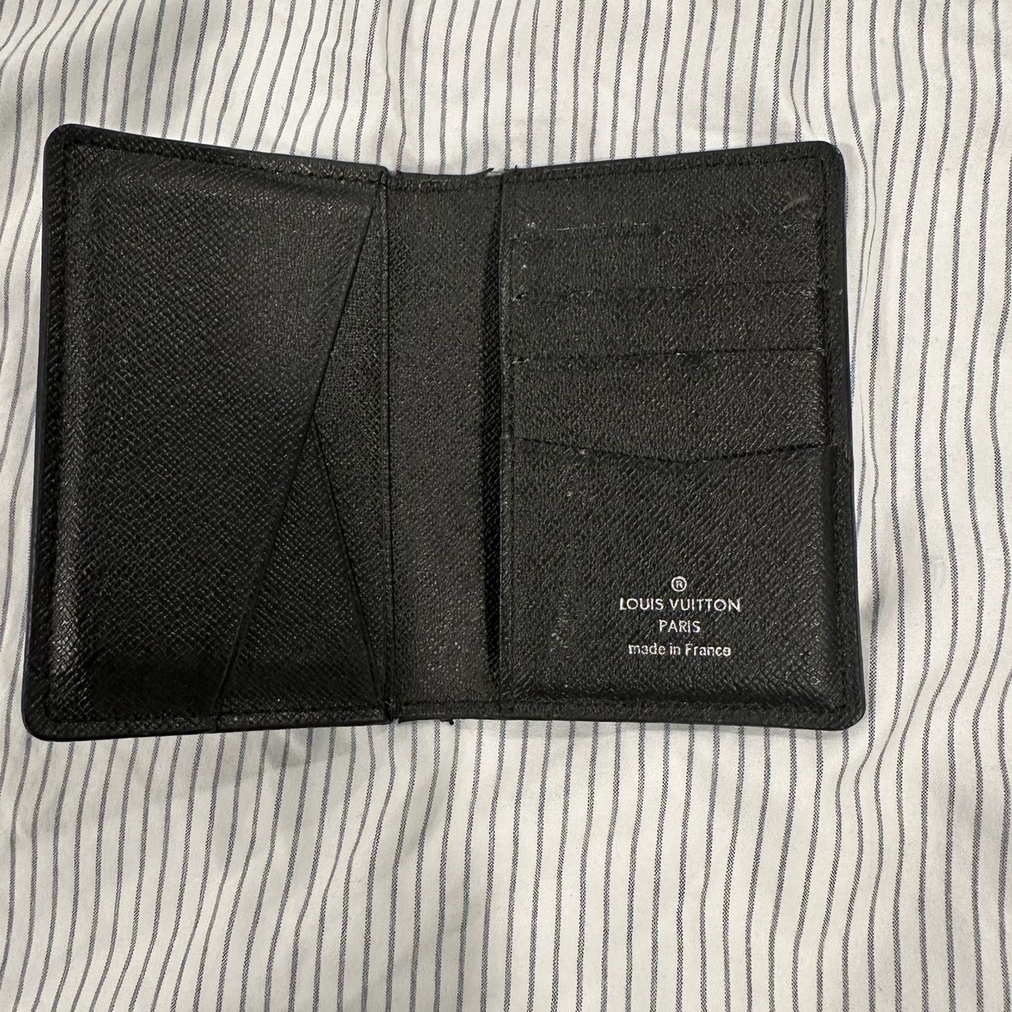 Louis Vuitton Wallet for Sale in Providence, RI - OfferUp