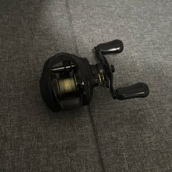 Bait Caster Reel 
